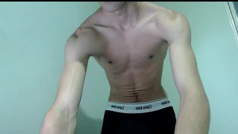 Snapshot of isaaclatino chatting on 21, 4, 2026 isaac online show from 21, 4, 2026