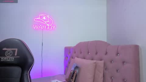 Snapshot of isabela_tay chatting on 28, 4, 2026 ISABELA online show from 28, 4, 2026