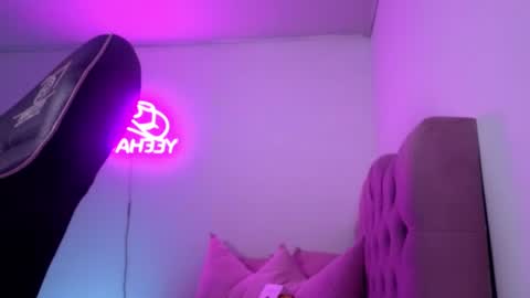 Snapshot of isabela_tay chatting on 26, 6, 2026 ISABELA online show from 26, 6, 2026