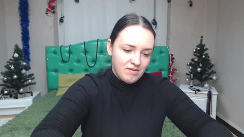 IsabelBlackberry online show from 5, 1, 2025