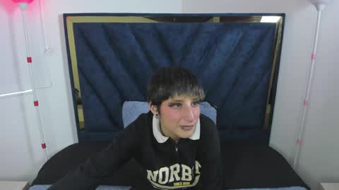 Snapshot of isabelcortezz chatting on 9, 9, 2025 Isabel Cortez online show from 9, 9, 2025