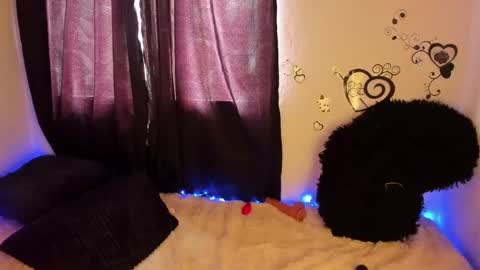 isabella online show from 27, 1, 2025