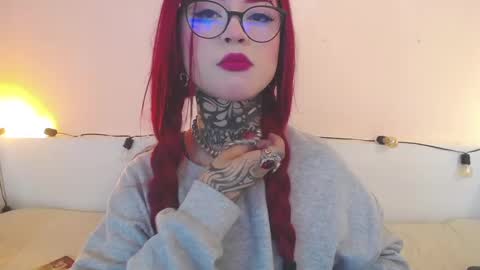 Snapshot of isabella__dark chatting on 5, 12, 2024    online show from 5, 12, 2024