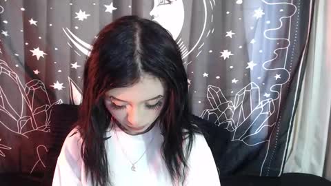 Snapshot of isabella__dark chatting on 11, 1, 2025    online show from 11, 1, 2025