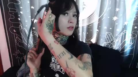 Snapshot of isabella__dark chatting on 14, 1, 2025    online show from 14, 1, 2025