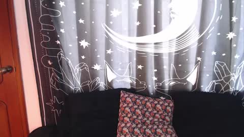 Snapshot of isabella__dark chatting on 15, 1, 2025    online show from 15, 1, 2025