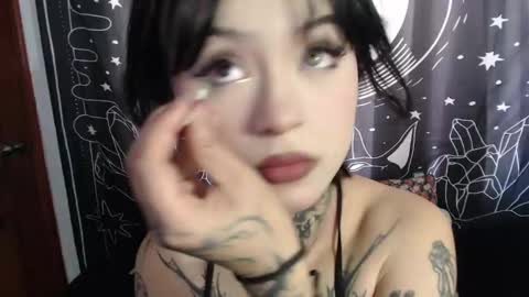 Snapshot of isabella__dark chatting on 22, 1, 2025    online show from 22, 1, 2025