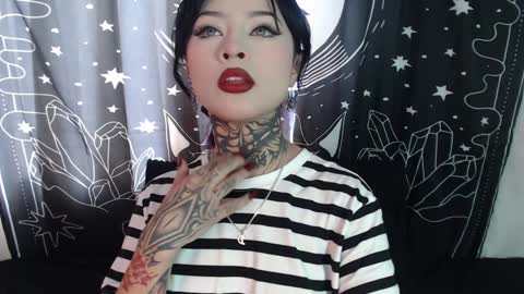 Snapshot of isabella__dark chatting on 31, 1, 2025    online show from 31, 1, 2025