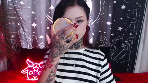 Snapshot of isabella__dark chatting on 14, 2, 2025    online show from 14, 2, 2025