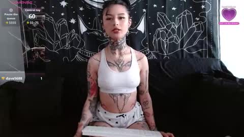 Snapshot of isabella__dark chatting on 29, 10, 2025    online show from 29, 10, 2025