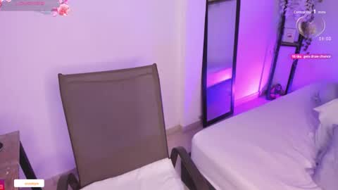 isabella online show from 11, 11, 2025