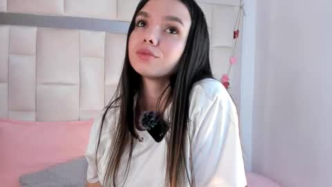 isabella_gomez11 online show from 17, 2, 2026