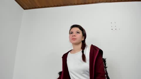 Snapshot of isabella_jaramillo chatting on 30, 10, 2025 isabella_jaramillo online show from 30, 10, 2025