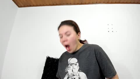 Snapshot of isabella_jaramillo chatting on 7, 11, 2025 isabella_jaramillo online show from 7, 11, 2025