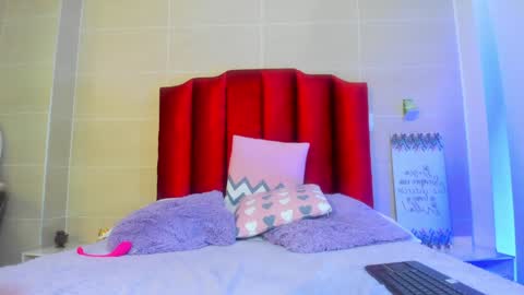 Snapshot of isabella_montez chatting on 25, 1, 2025 isabella montez online show from 25, 1, 2025