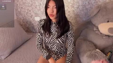 Snapshot of isabella_roberts13 chatting on 8, 3, 2025 isa online show from 8, 3, 2025