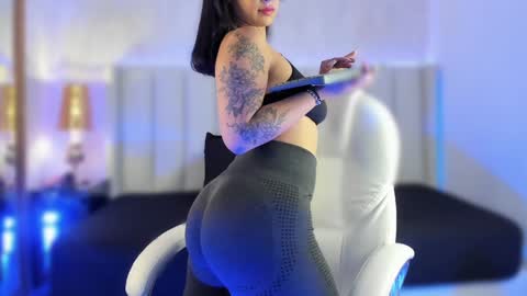 Snapshot of isabella_santamaria chatting on 4, 12, 2024 Isa online show from 4, 12, 2024