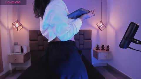 Snapshot of isabella_santamaria chatting on 12, 10, 2025 Isa online show from 12, 10, 2025