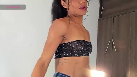 Isabella online show from 1, 2, 2026