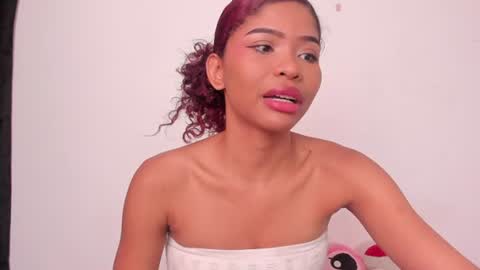 isabella online show from 27, 1, 2025