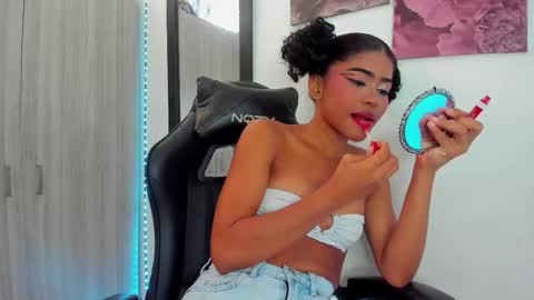 Snapshot of isabella_sex18 chatting on 16, 1, 2026 isabella online show from 16, 1, 2026