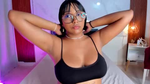 isabella zc online show from 14, 11, 2025