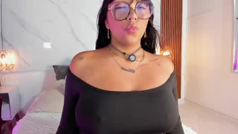 isabella zc online show from 29, 4, 2026