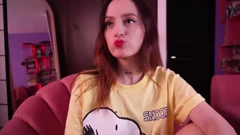 Snapshot of isabellacrz chatting on 6, 12, 2024 isabellacrz online show from 6, 12, 2024