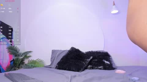 Isabella  online show from 19, 9, 2025