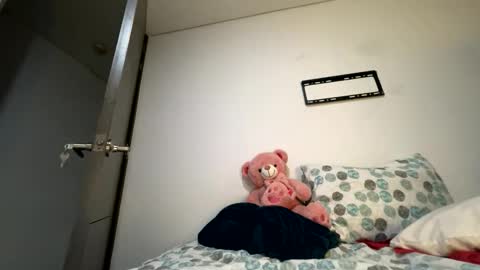 Snapshot of isabellakoffs chatting on 1, 2, 2026 Isabella.. back again online show from 1, 2, 2026