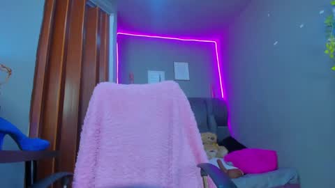Isabella anal squirt latina colombian paisa online show from 10, 9, 2025