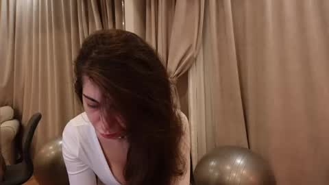 Snapshot of isabellamyst chatting on 6, 5, 2026 IsabellaMyst online show from 6, 5, 2026