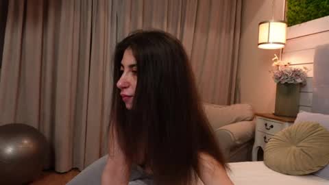 Snapshot of isabellamyst chatting on 22, 5, 2026 IsabellaMyst online show from 22, 5, 2026