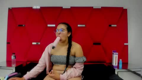 Snapshot of isabellrodriguez18 chatting on 8, 1, 2025 isabellrodriguez18 online show from 8, 1, 2025