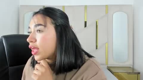 Snapshot of isabellrodriguez18 chatting on 16, 9, 2025 isabellrodriguez18 online show from 16, 9, 2025