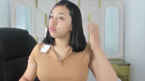 Snapshot of isabellrodriguez18 chatting on 18, 9, 2025 isabellrodriguez18 online show from 18, 9, 2025