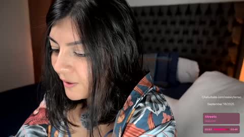 Snapshot of isabeyferrec chatting on 18, 9, 2025 ISABEY online show from 18, 9, 2025