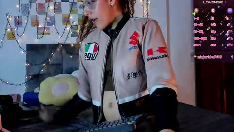 Isabela  online show from 3, 2, 2026