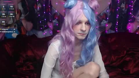 Snapshot of iselestias chatting on 22, 10, 2025 Sele online show from 22, 10, 2025