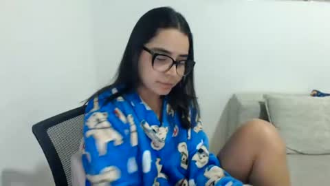 Snapshot of isemma chatting on 26, 7, 2026 Emma online show from 26, 7, 2026