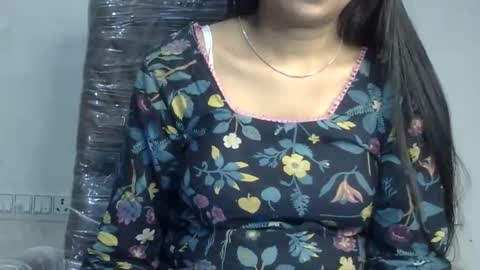 Snapshot of ishika_ishu chatting on 1, 11, 2025 ishika_ishu online show from 1, 11, 2025