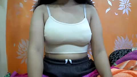 Snapshot of ishika_singh_ chatting on 9, 3, 2025 ishika_singh_ online show from 9, 3, 2025