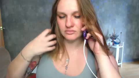 Snapshot of isingle_mom chatting on 27, 6, 2026 isingle_mom online show from 27, 6, 2026