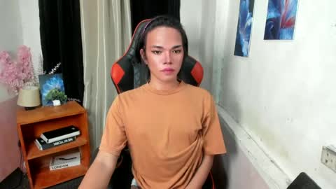 isla_flame_ online show from 24, 6, 2026