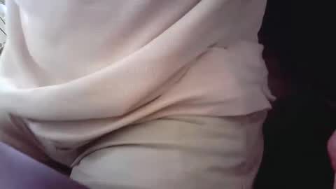 Snapshot of islandforfun chatting on 13, 9, 2025 islandforfun online show from 13, 9, 2025