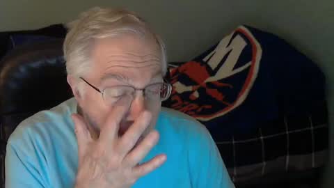 Snapshot of islesman22 chatting on 10, 10, 2025 islesman22 online show from 10, 10, 2025