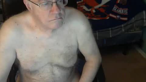 Snapshot of islesman22 chatting on 20, 4, 2026 islesman22 online show from 20, 4, 2026