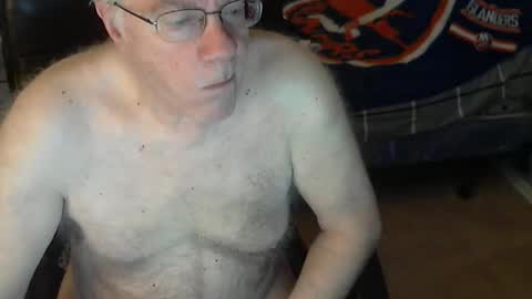 Snapshot of islesman22 chatting on 28, 4, 2026 islesman22 online show from 28, 4, 2026