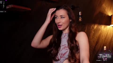 IsoldeBliss online show from 10, 1, 2025