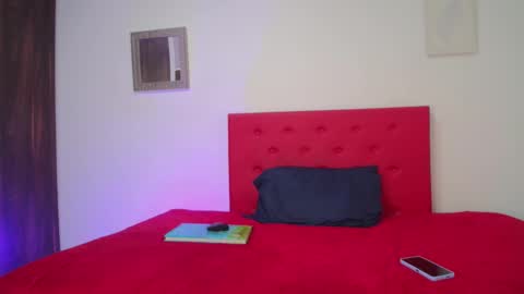 Snapshot of issa_kitty chatting on 6, 12, 2024 issa_kitty online show from 6, 12, 2024